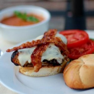 Recipe for Grilled Chicken Sandwich with Bacon and Honey Mustard