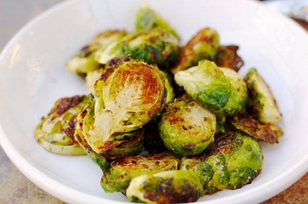 Grilled Pesto Brussels Sprouts